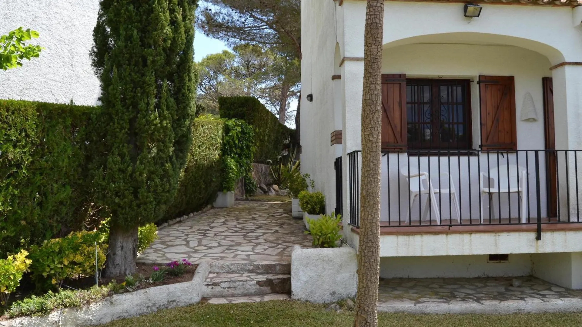 Dom wakacyjny Willa Casa Vacacional Tranquila Con Piscina, Jardin Y Cerca De La Playa En L'Estartit - Es-323-29